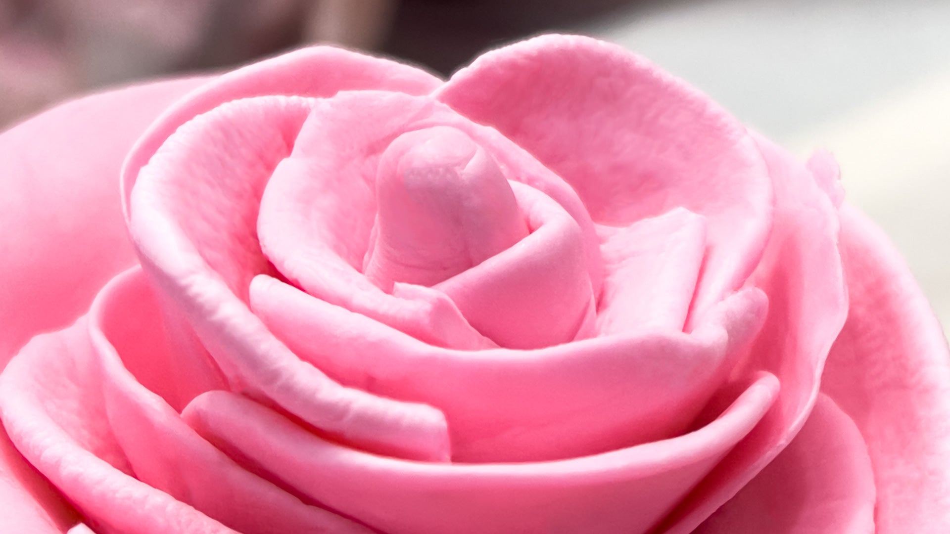 Edible Roses for Valentines Day - A Sweet Touch to a Perfect Gift